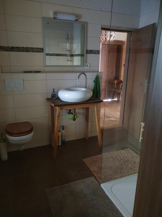 Wasserweibchen Neptun Диц Экстерьер фото